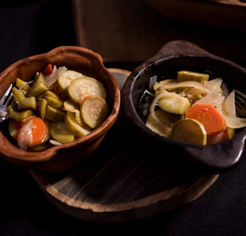 casuelas-escabeche-nawan-resort-serrano