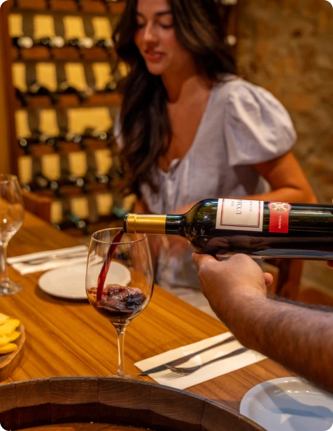 cava-vino-nawan-resort-serrano