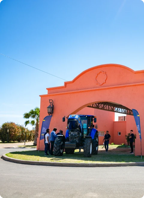 entrada-hotel-grupo-personas-nawan